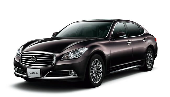 日産のラグジュアリーモデル「シーマ」と「フーガ」が仕様変更で先進